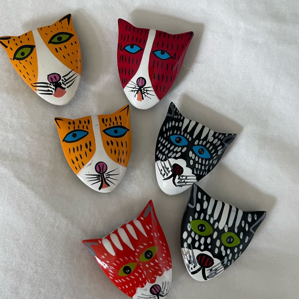 Cat button covers